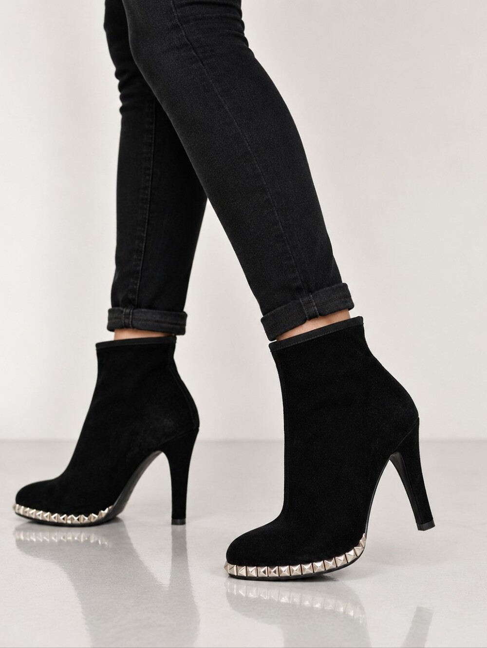 Stuart Weitzman Black Heeled Ankle Boots with Silver Accents Size 10